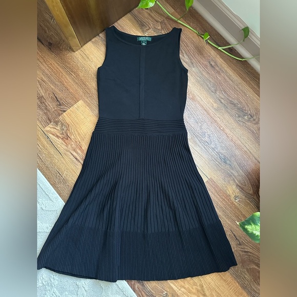 Ralph Lauren Black Pleated Midi Dress - Picture 3 of 7